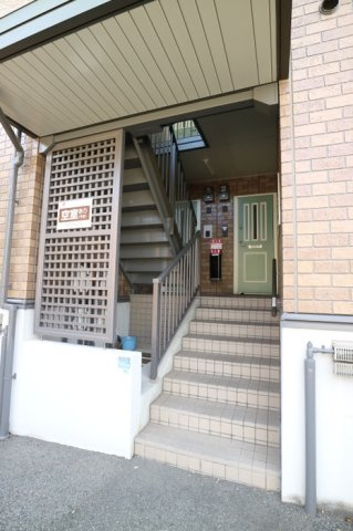 サニーヒル白水のエントランス