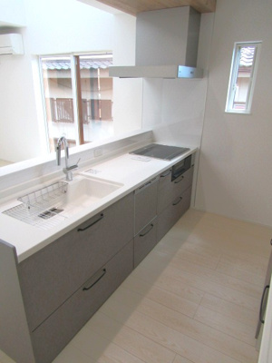 【キッチン】 | 【ZEH水準住宅】甲府市東光寺3丁目B棟 | キッチンです