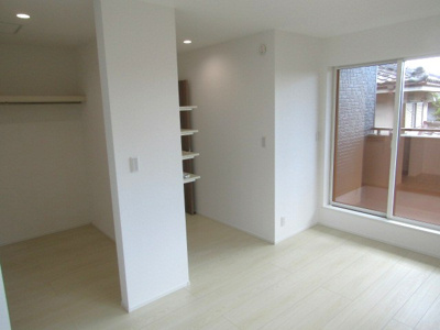 【収納】 | 【ZEH水準住宅】甲府市東光寺3丁目B棟 | 十分な収納スペースがあります