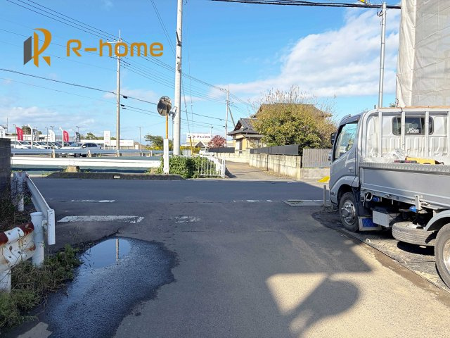 ひたちなか市高場7期　新築戸建て　1号棟の前面道路含む現地写真|周辺環境も併せて案内致します♪
ぜひ現地へお越しください♪