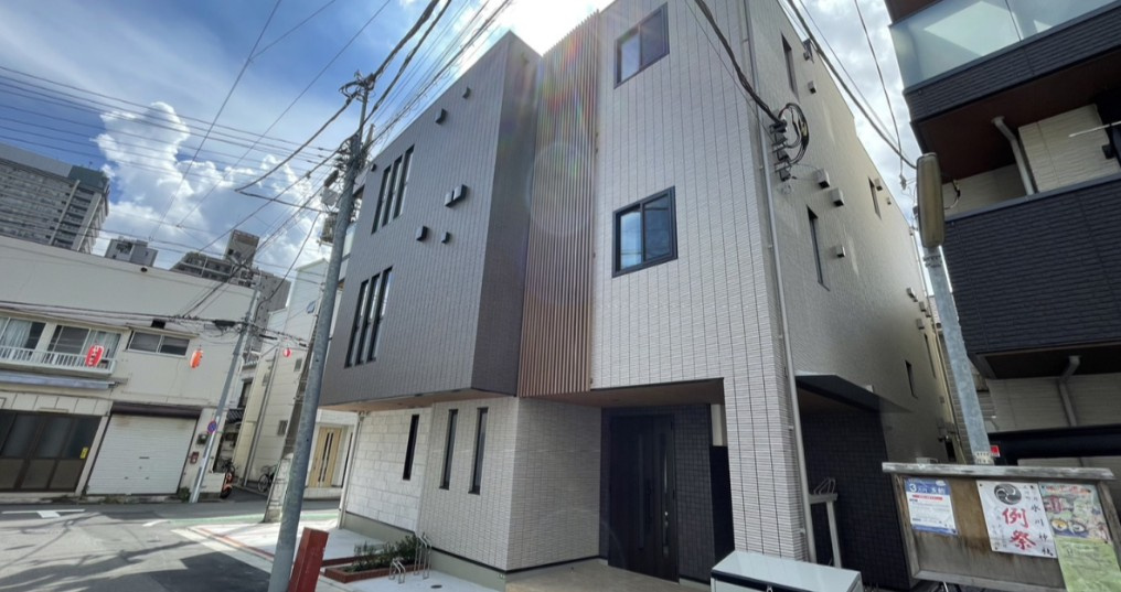 グラン・ルミエール北千住の外観