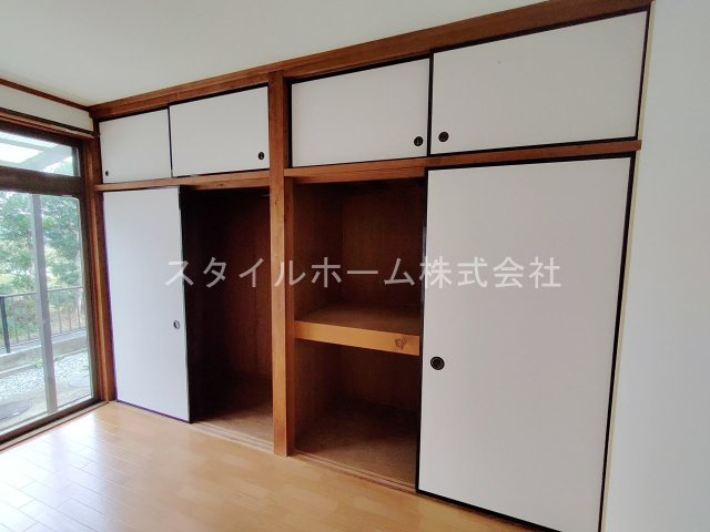 岩屋町貸家の収納