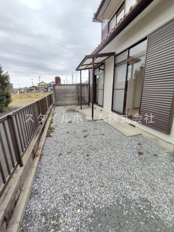 岩屋町貸家の庭