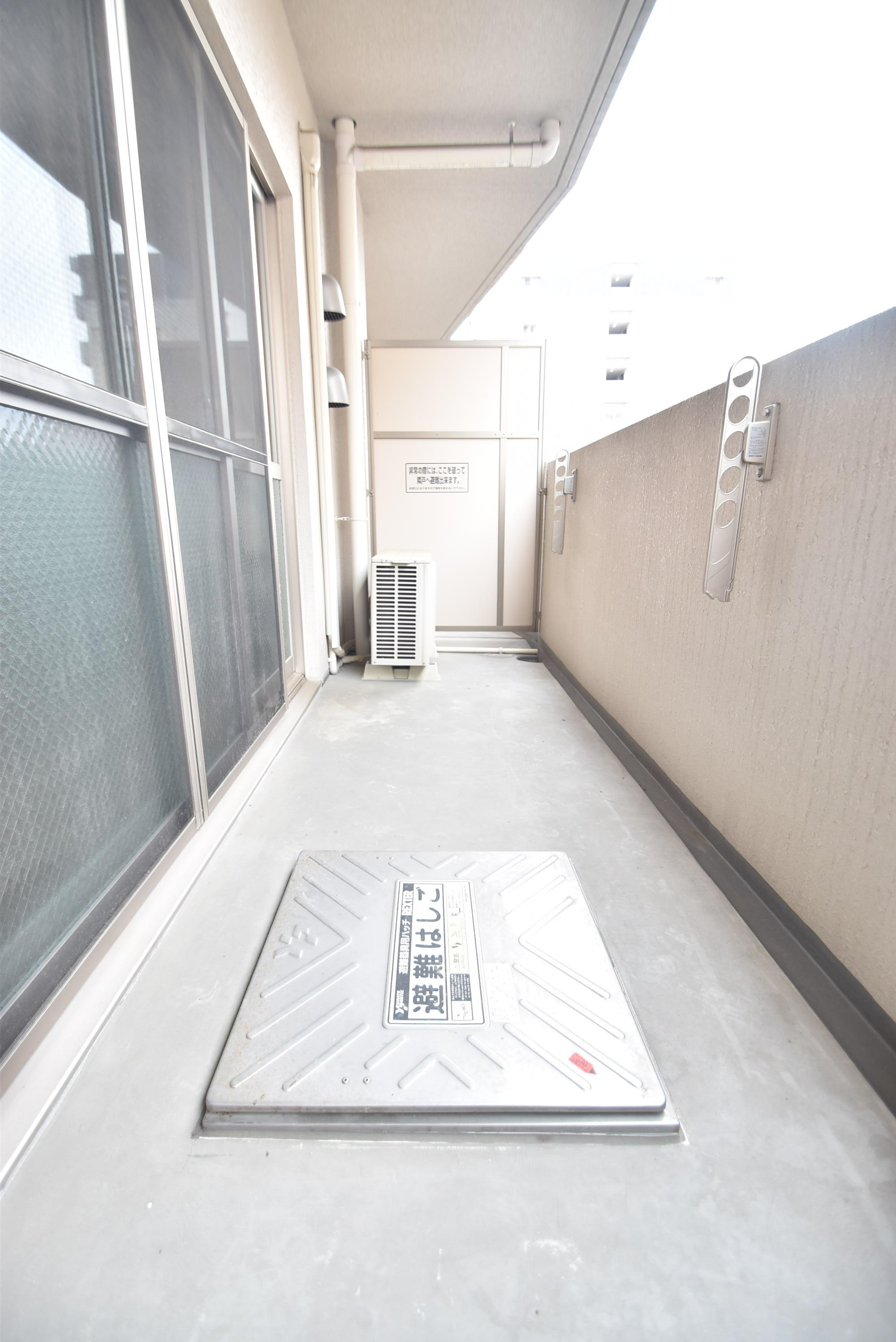 大阪市都島区東野田町５丁目の賃貸マンションのバルコニー