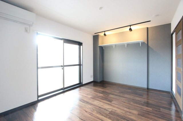 ライフ２１の居間・リビング