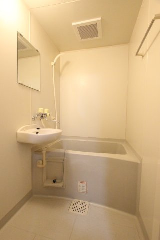 ライフ２１の浴室