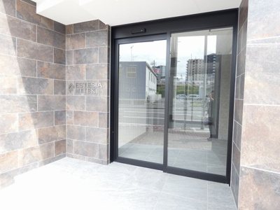 【エントランス】 | エステシア名駅