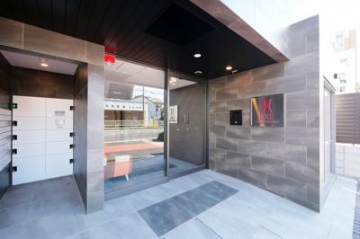 【エントランス】 | エグゼ大阪城イースト | 清潔なエントランスです