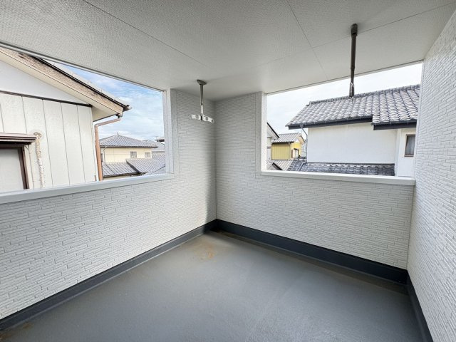 【バルコニー】 | 緑が丘町一戸建て