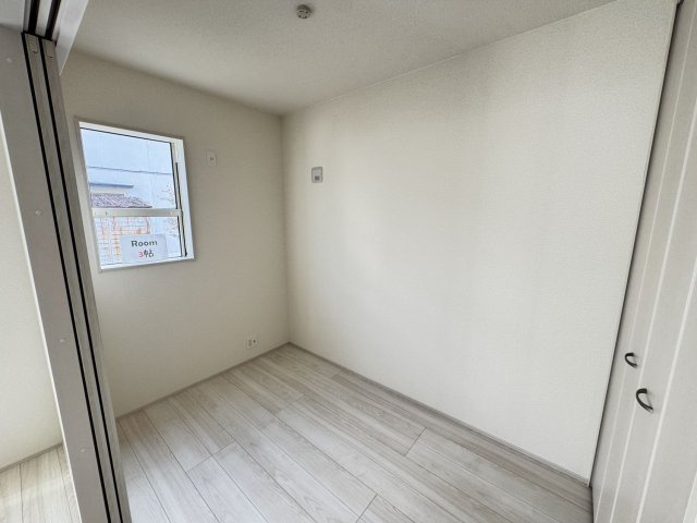 【内装】 | 緑が丘町一戸建て | 1階洋室