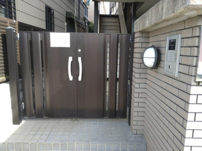 【エントランス】 | レオパレスフービエール