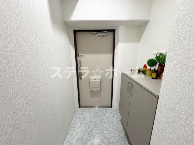 コープ野村森之宮の玄関|収納もある玄関です