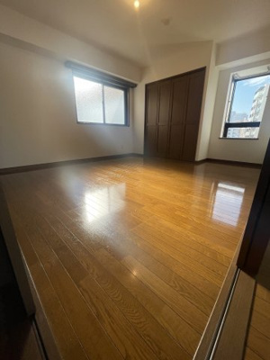 【内装】 | マーヴェラスガーデンコート | 同マンション内の別部屋の写真です