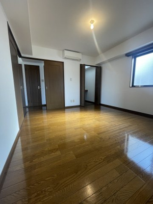 【洋室】 | マーヴェラスガーデンコート | 同マンション内の別部屋の写真です