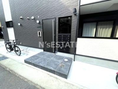 【エントランス】 | F asecia canina