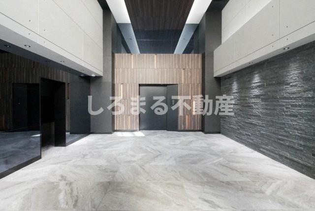 S-RESIDENCE難波大国町Tresのロビー