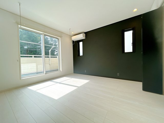 熊谷市石原の洋室