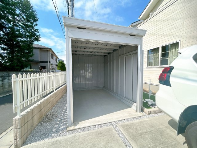 熊谷市石原の設備|ガレージ完備
状態良好◎