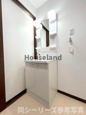 TJ鳴神2　A棟　　の独立洗面台
