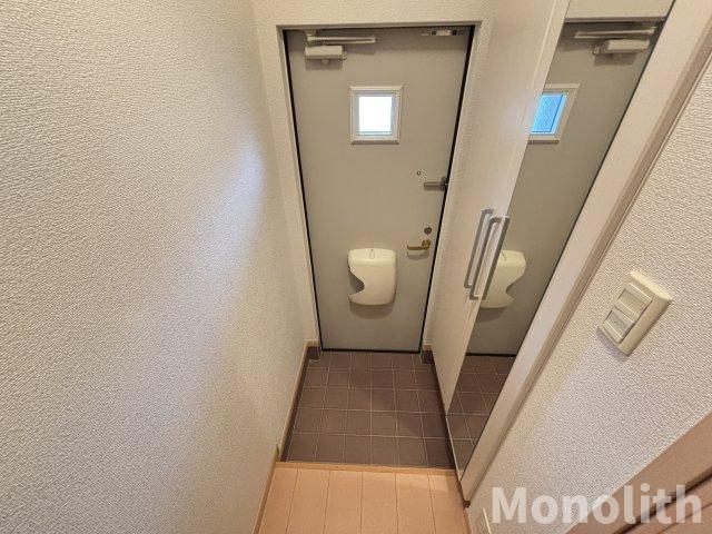 コスモスAの玄関