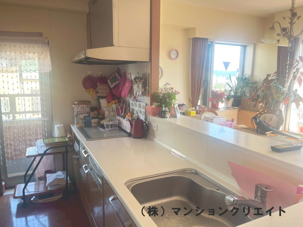 ロアール濱町桜橋 粋人のキッチン|システムキッチン　IHキッチン3口コンロです