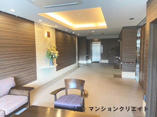 ロアール濱町桜橋 粋人のロビー