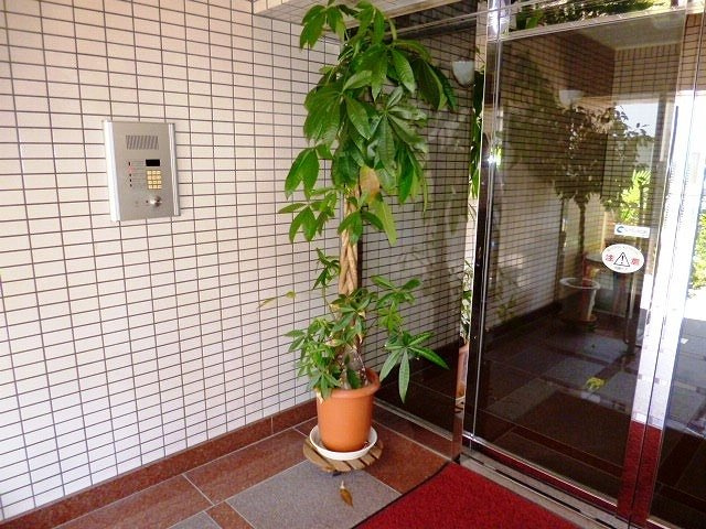 サクラハイツのエントランス