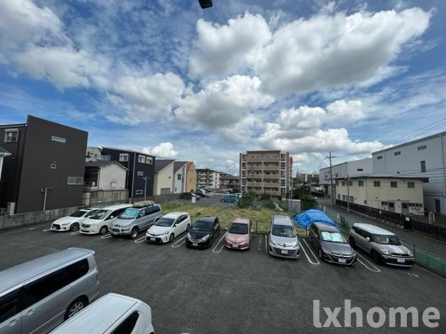 第２吉田文化の駐車場|駐車場完備です