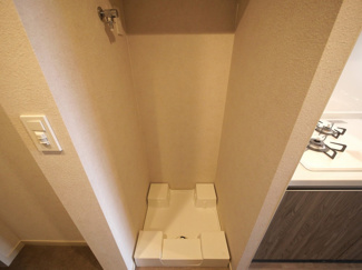 【設備】 | ブランシエスタ森ノ宮 | 洗濯機置き場です