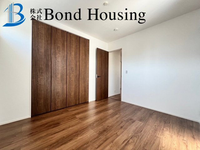 小学校徒歩約9分の安心通学・耐震等級3　西区今寺　限定1棟の子供部屋