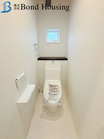 小学校徒歩約9分の安心通学・耐震等級3　西区今寺　限定1棟のトイレ