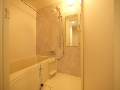 【浴室】 | ブランシエスタ森ノ宮 | コンパクトで使いやすいお風呂です