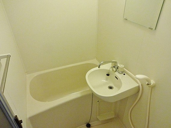 サンハイツ雅の浴室