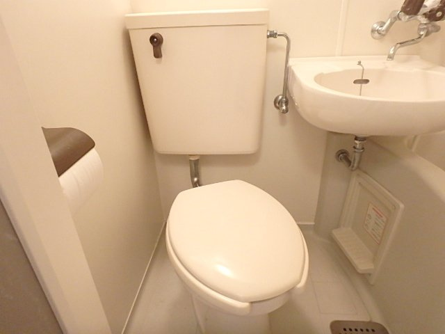 ジョイフル六甲２のトイレ