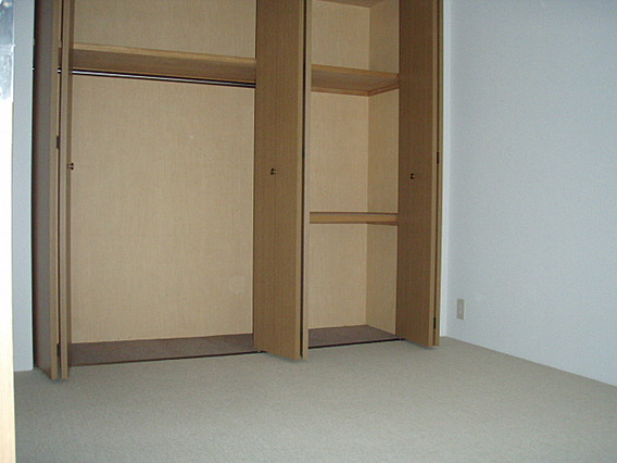 ジオ六甲山手の居間・リビング