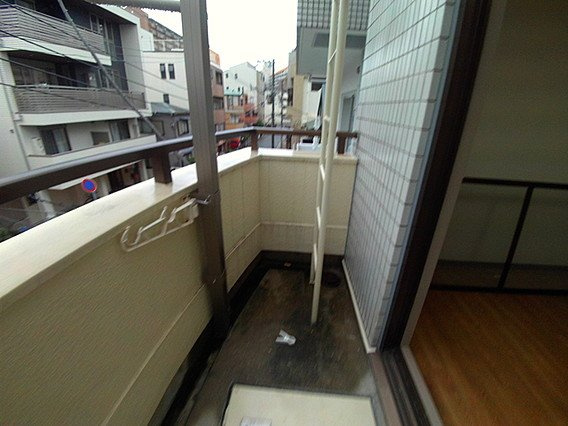 レ・ミニョンのバルコニー