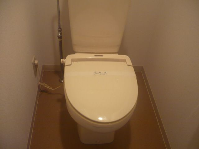 エステムコート芦屋西のトイレ