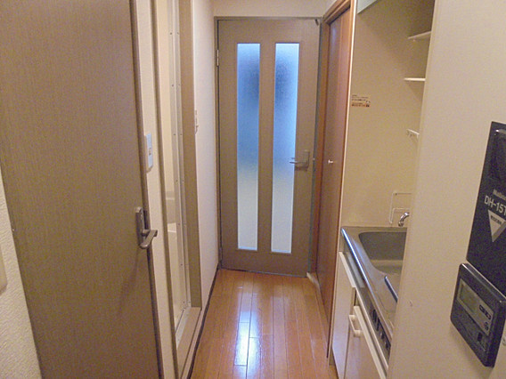 エステムコート芦屋西の玄関