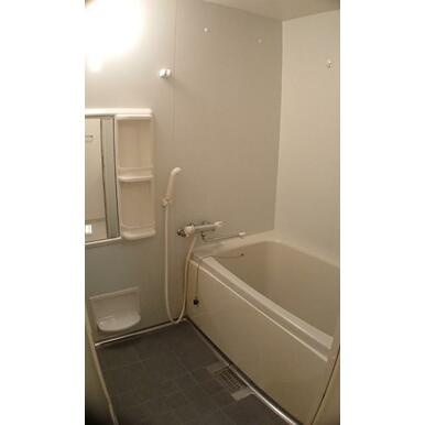 ライオンズマンション本山第５の浴室