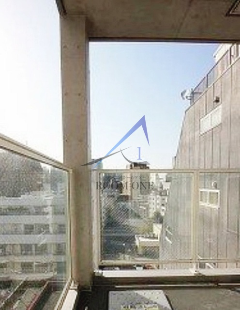 ARTESSIMO LINK DI SERAのバルコニー|バルコニーです。