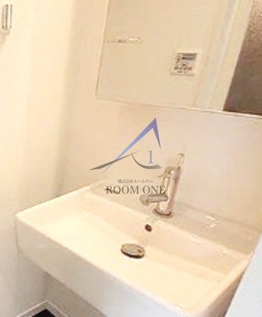 ARTESSIMO LINK DI SERAの洗面所|洗面台です。