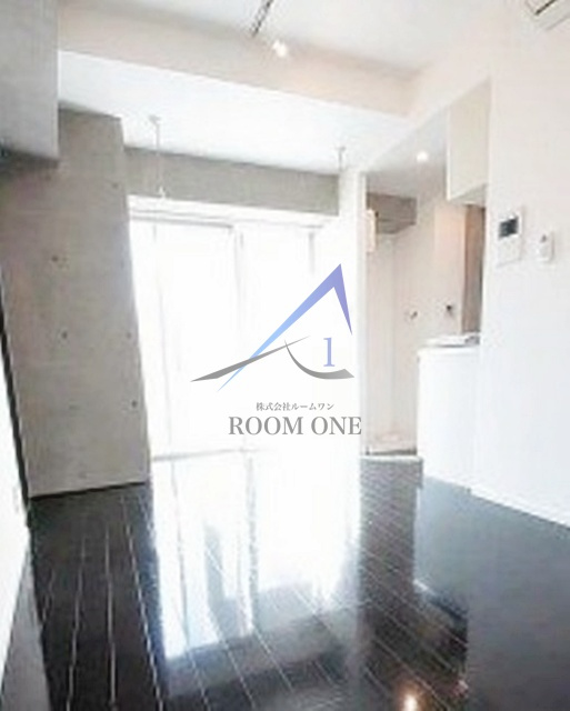 ARTESSIMO LINK DI SERAの居間・リビング|洋室のお部屋です。