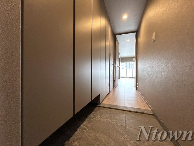 【玄関】 | オーパスレジデンス名古屋ステーション | ゆったりとした玄関です