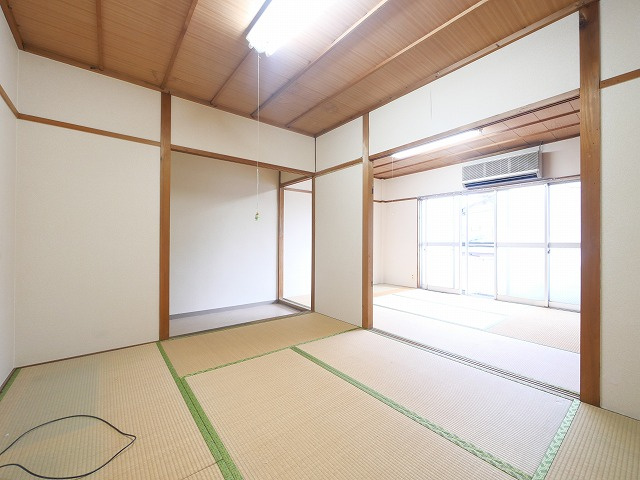 四条大路店舗の和室|フローリングだけでなく、和室もあります
