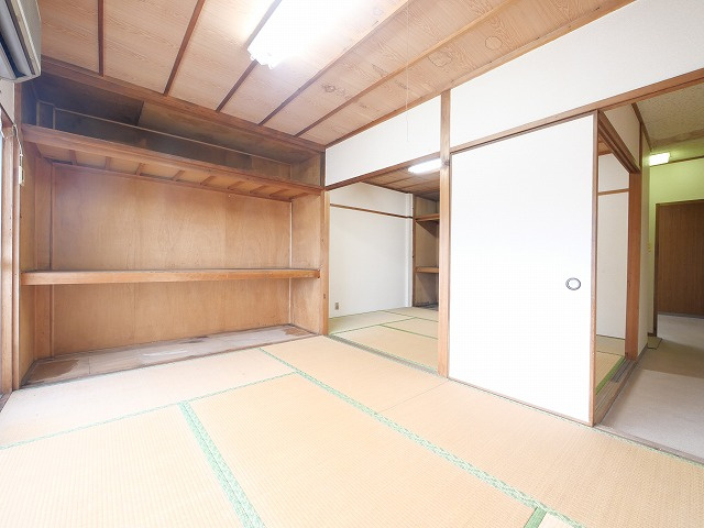 四条大路店舗の和室|フローリングだけでなく、和室もあります