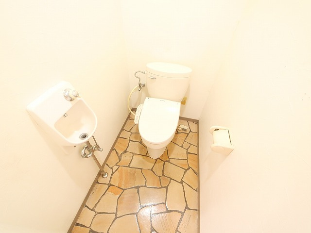 四条大路店舗のトイレ|トイレも気になるポイント