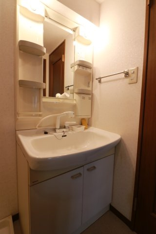 【洗面所】