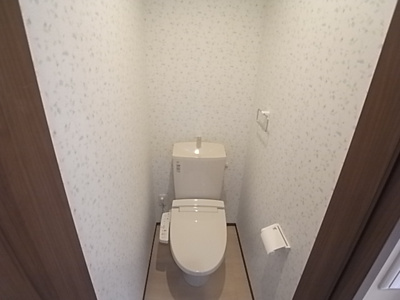 【トイレ】 | Green Gables（グリーンゲイブルズ） | 落ち着いた色調のトイレです