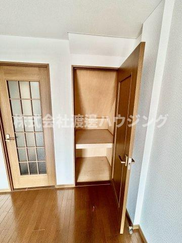 エクセレント江坂の収納