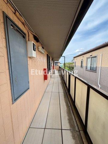 フローラふじみ野Bのロビー